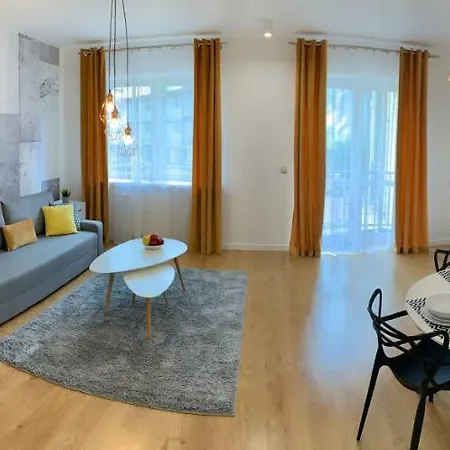 Tarsis Apartment *