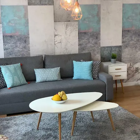 Tarsis Apartment